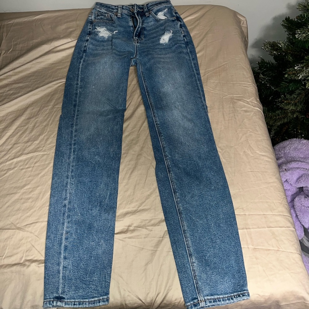 American Eagle Mom Straight Jean Size 000